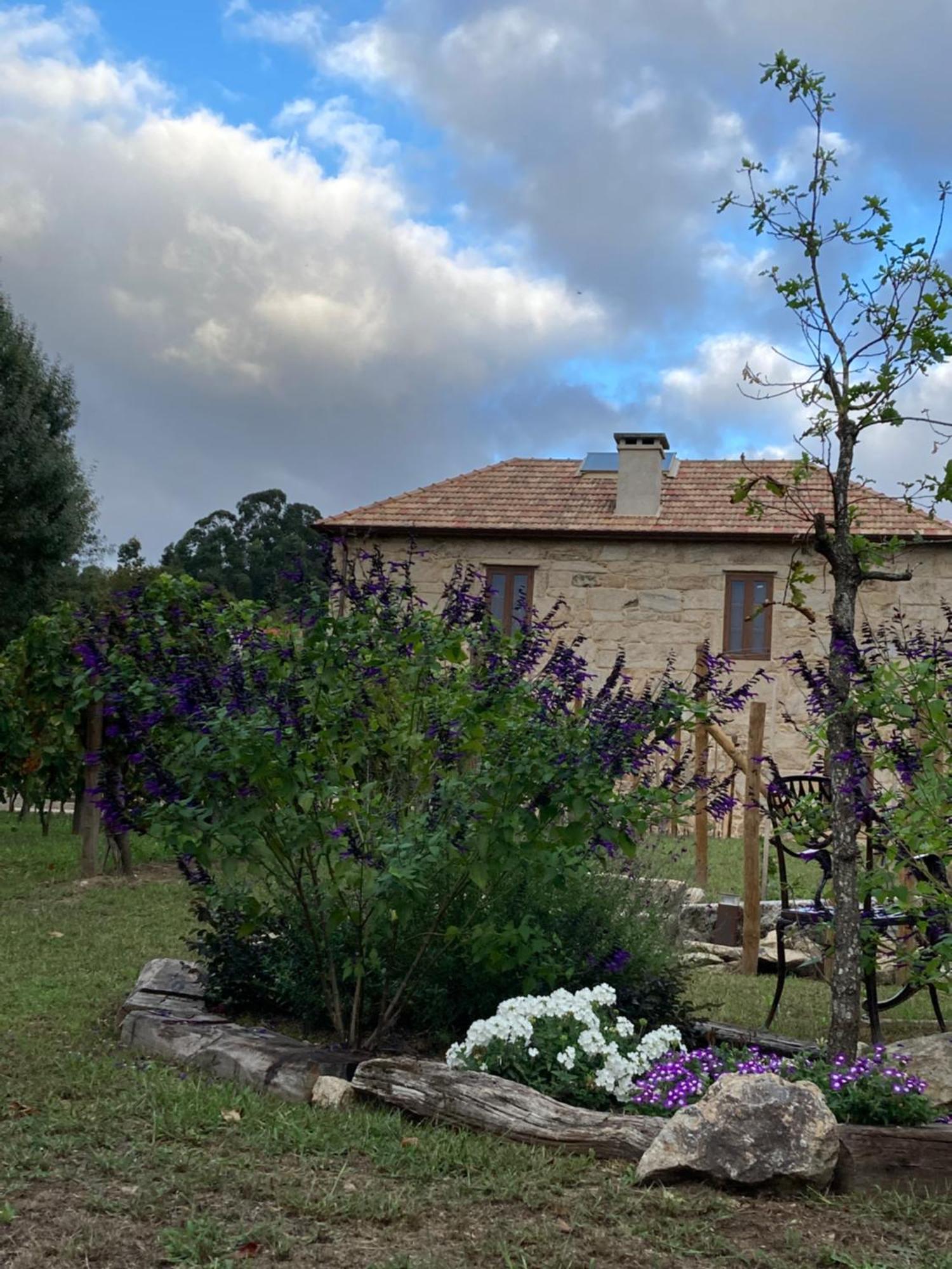 Eido Do Rei - Hospedaxe Rural Hotel Ponteareas Exterior foto